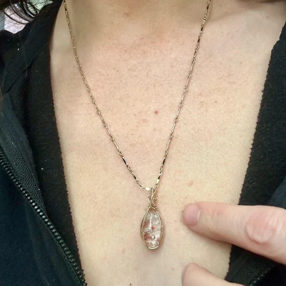 14k Gold Filled Minimalist Petite Lodolite Healing Stone